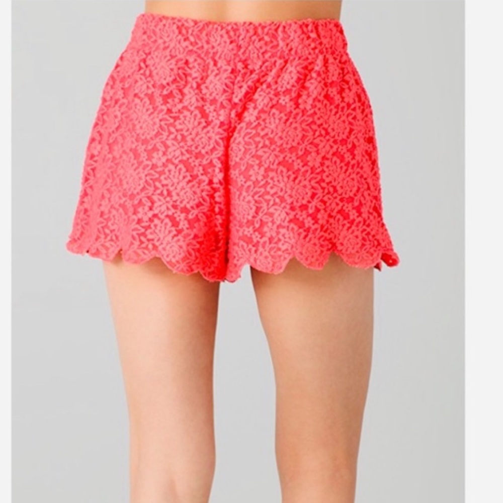 Free People Scalloped Lace Shorts Coral size small